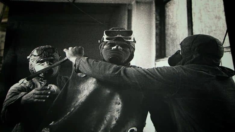 英国纪录片《切尔诺贝利：分秒解析 Chernobyl: Minute by Minute 2024》英语中英双字 无水印纯净版 1080P/MKV/1.96G 灾难发生时插图4
