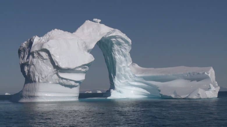 英国纪录片《格陵兰岛：边缘生存 Greenland: Survival at the Edge 2023》第一季全2集 英语中英双字 无水印纯净版 1080P/MKV/2.05G 格陵兰岛插图5