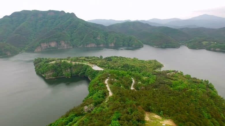 史密森尼频道《鸟瞰韩国 Korea From Above 2016》全2集 英语中英双字 无水印纯净版 1080P/MKV/12.8G 绝美韩国插图6