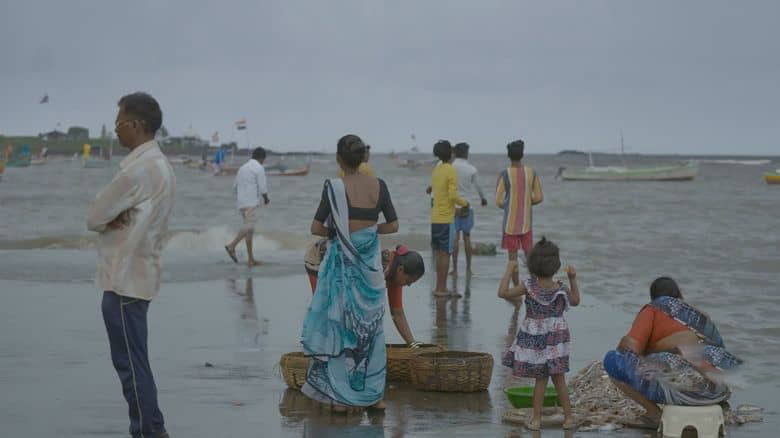 印度纪录片《逆流而上 Against the Tide 2023》印地语中英双字 无水印纯净版 1080P/MKV/1.61G 海洋生态危机插图7 印度纪录片《逆流而上 Against the Tide 2023》印地语中英双字 无水印纯净版 1080P/MKV/1.61G 海洋生态危机插图7