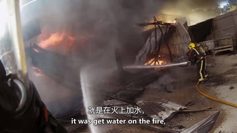 美国纪录片《消防救援最前线 Facing the Fire 2018》全18集 英语中英双字 无水印纯净版 1080P/MKV/56.8G 消防纪录片插图3 美国纪录片《消防救援最前线 Facing the Fire 2018》全18集 英语中英双字 无水印纯净版 1080P/MKV/56.8G 消防纪录片插图3