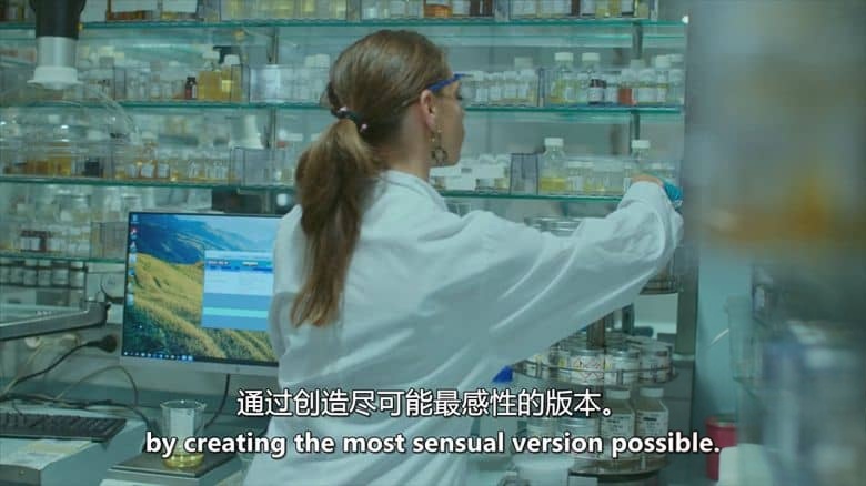 法国纪录片《梦境之内:穆勒的时尚遗产 Inside the Dream Mugler 2024》法语中英双字 无水印纯净版 法国传奇设计师插图6 法国纪录片《梦境之内:穆勒的时尚遗产 Inside the Dream Mugler 2024》法语中英双字 无水印纯净版 法国传奇设计师插图6