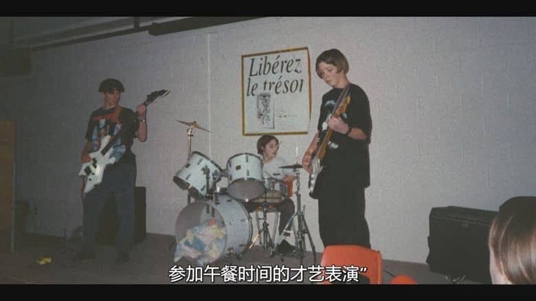 加拿大纪录片《简单计划乐队:人群中的孩子们 Simple Plan: The Kids in the Crowd 2025》英语中英双字 无水印纯净版 简单计划乐队插图1 加拿大纪录片《简单计划乐队:人群中的孩子们 Simple Plan: The Kids in the Crowd 2025》英语中英双字 无水印纯净版 简单计划乐队插图1